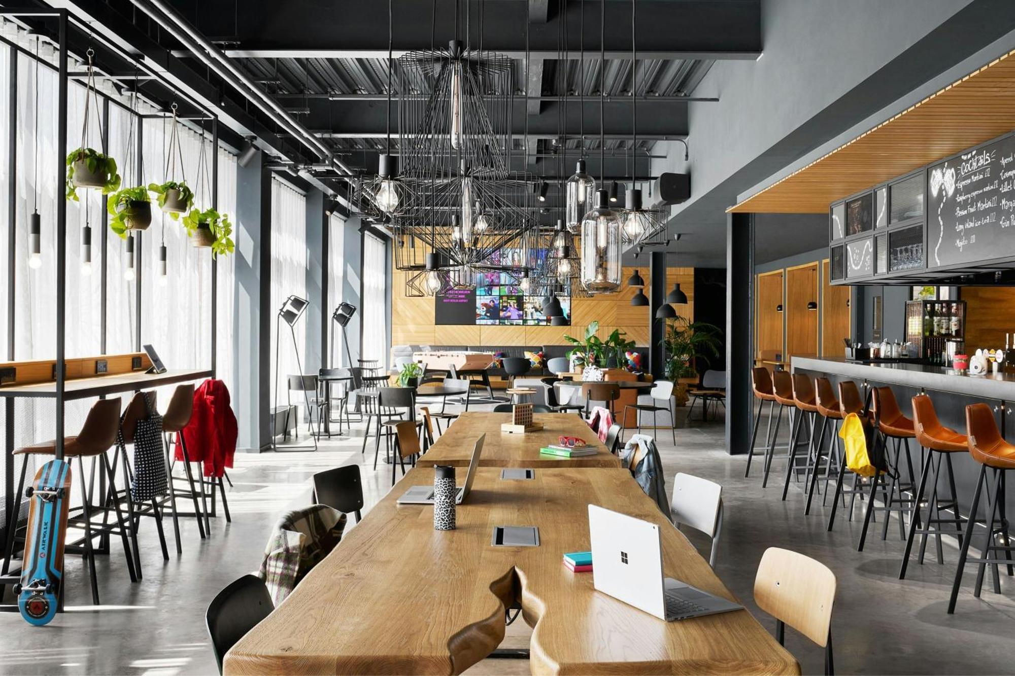 Moxy Bristol Hotel Eksteriør billede