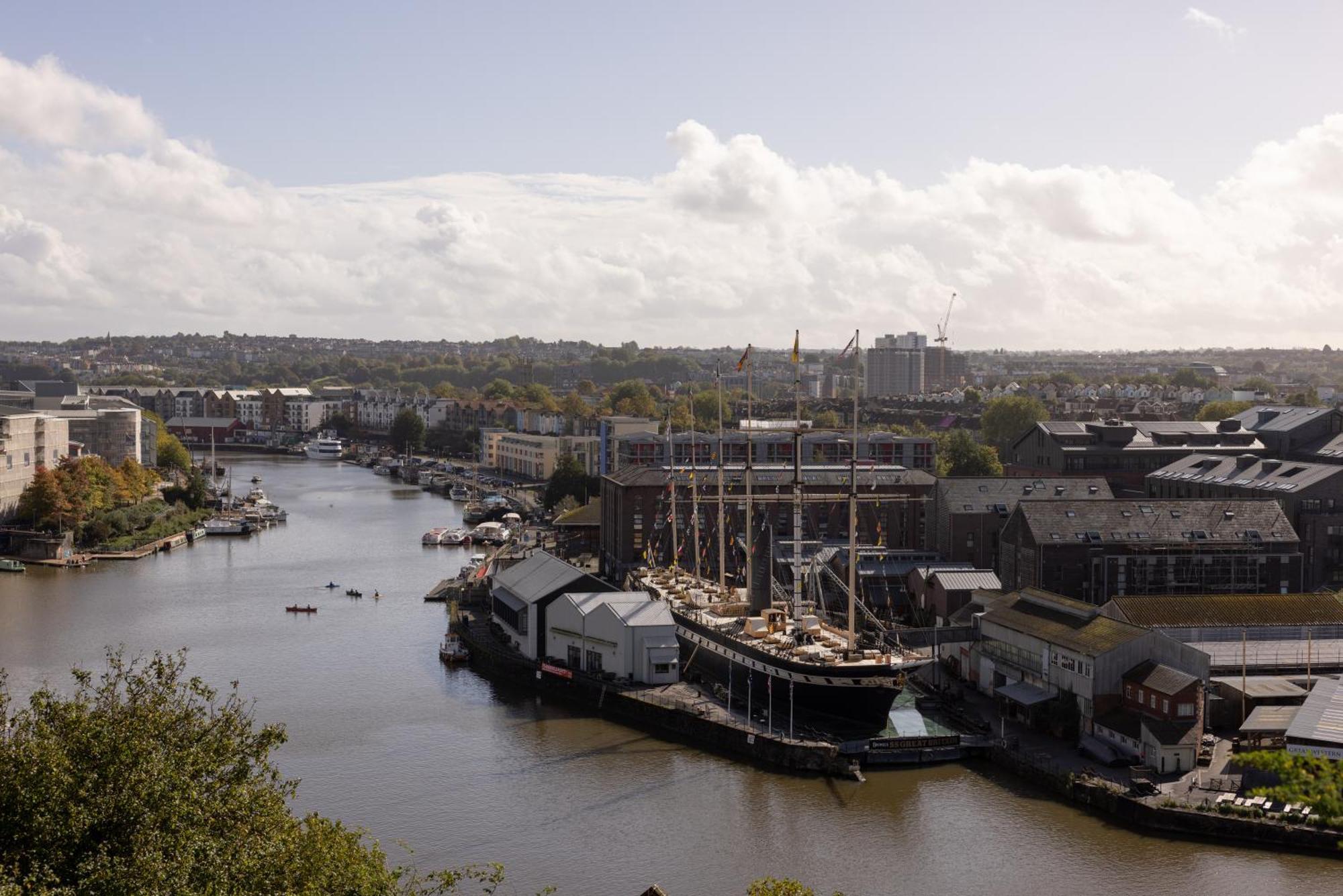 Moxy Bristol Hotel Eksteriør billede
